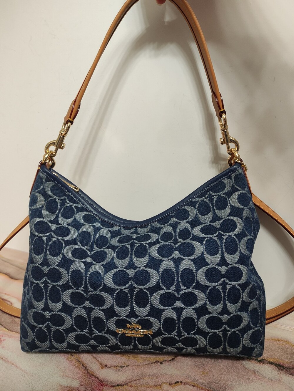 Coach CY702 Laurel Shoulder Bag in Signature Denim - Picture 5 of 16